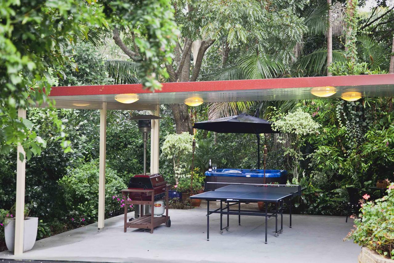 Shasta Place Apartamento Mount Tamborine Exterior foto